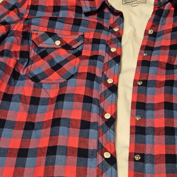 BOGO Free🦋 BC Clothing Pink/Blue Plaid Fleece Lined Button Down Shacket Shirt - Picture 3 of 13